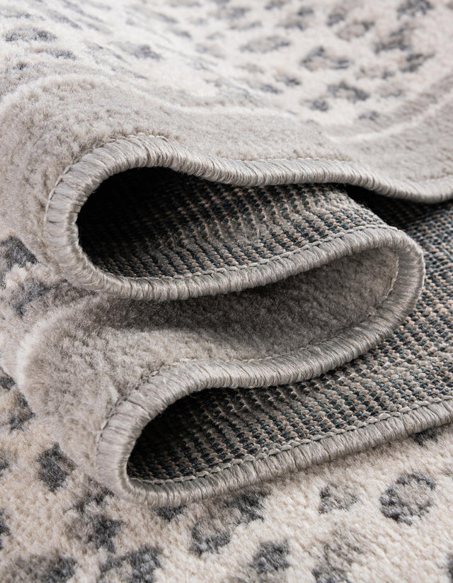 Gray 7' 10 x 7' 10 Wildlife Round Area Rug Animal Print Safari Jungle Inspired Carpet for Unique Modern Interior Design for Sale at Rug Engine