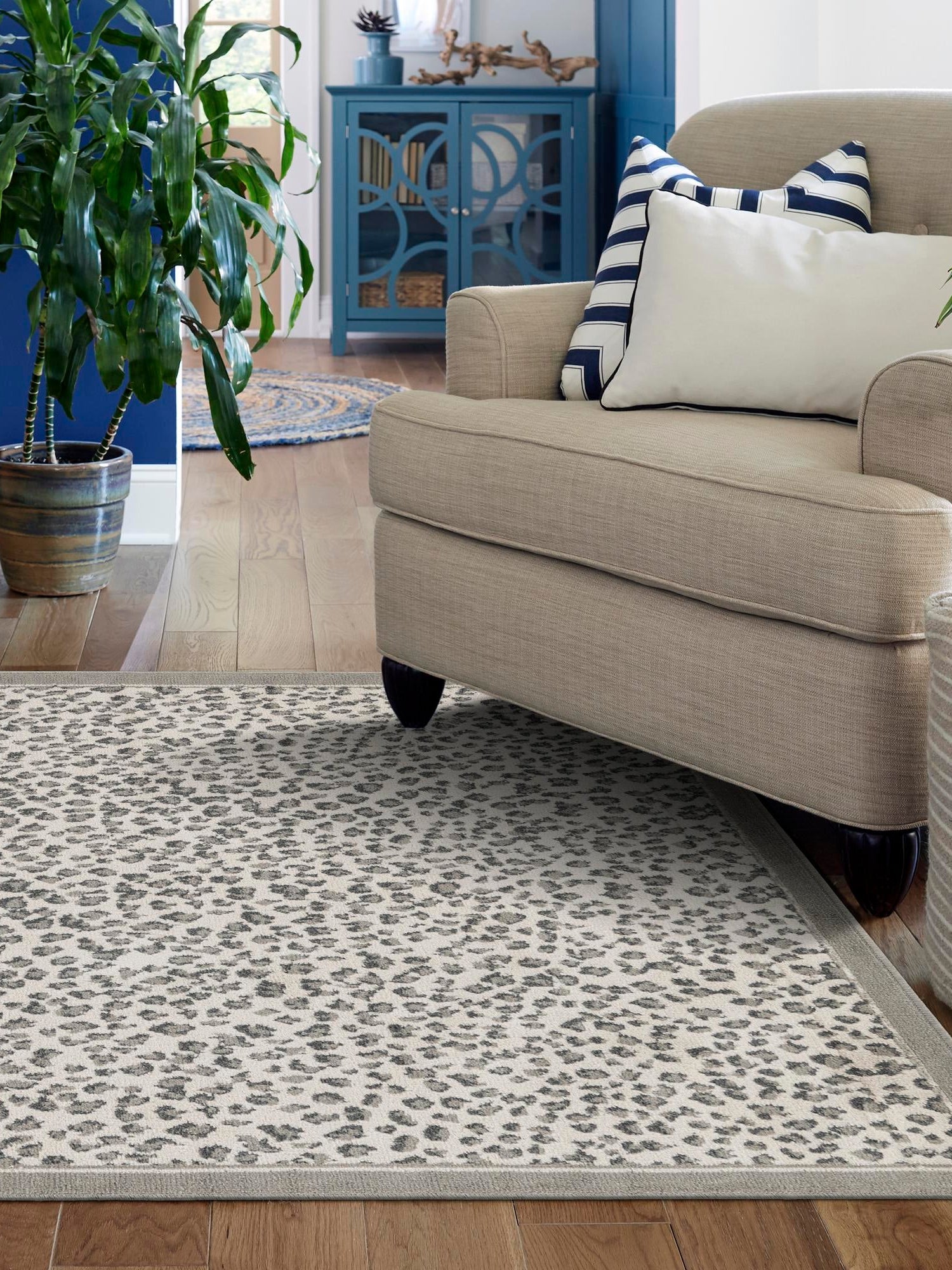 Gray 5' 1 x 7' 1 Wildlife Rectangle Area Rug Animal Print Safari Jungle Inspired Carpet for Unique Modern Interior Design for Sale at Rug Engine