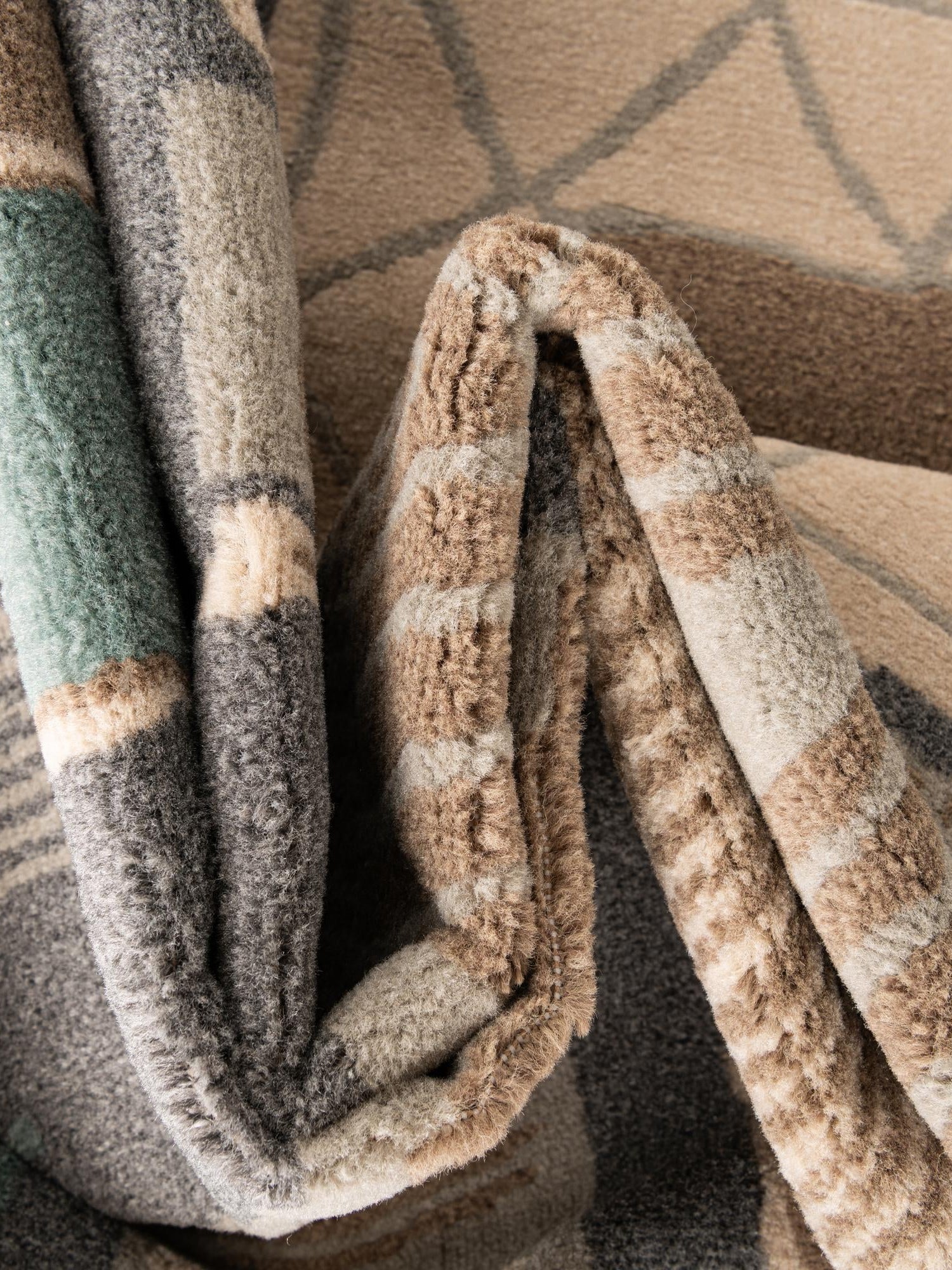 Multicolor 5' 1 x 7' 1 Wildlife Rectangle Area Rug Animal Print Safari Jungle Inspired Carpet for Unique Modern Interior Design for Sale at Rug Engine