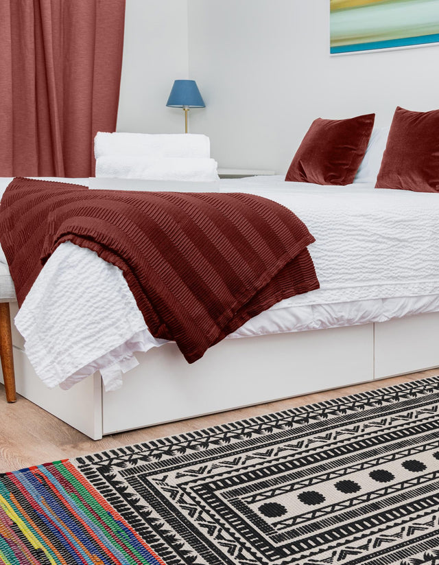 Multicolor 2' x 8' Chindi Cotton Runner Rug