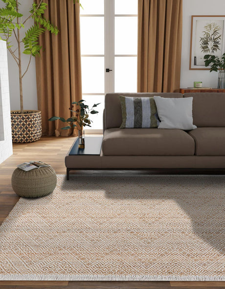 White and Natural 5' 1 x 5' 1 Braided Jute Square Rug