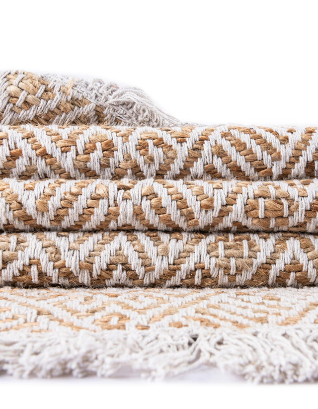 White and Natural 6' 1 x 6' 1 Braided Jute Square Rug