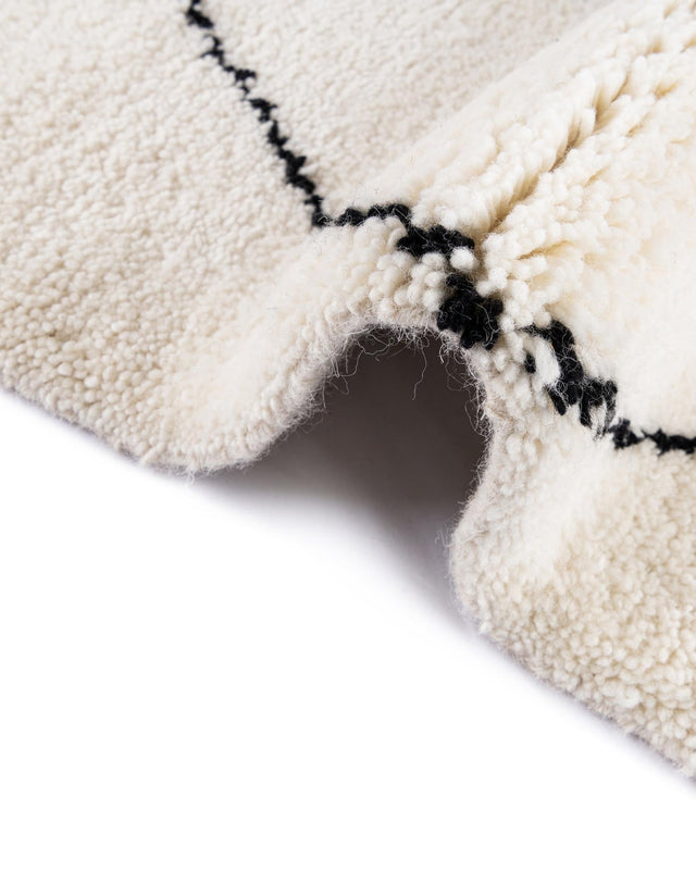 Ivory and Black 2' x 3' 1 Safiya Moroccan Wool Rectangle Area Rug