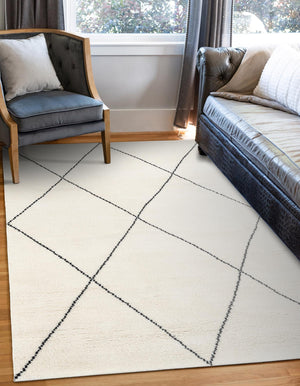Ivory and Black 8' x 10' Safiya Moroccan Wool Rectangle Rug