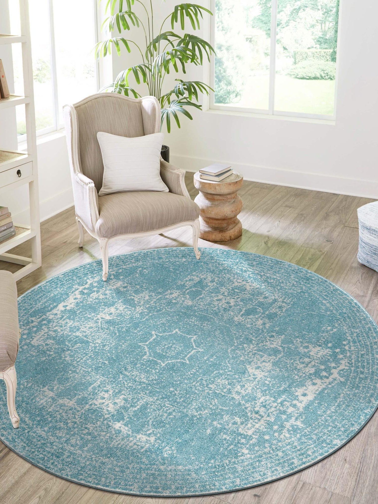 Aqua 7' 10 x 7' 10 Bromley Round Area Rug 100% Polypropylene With Cotton Backing Vintage Distressed Colorful Traditional Carpet for Living Dining Rooms Offices for Sale at Rug Engine
