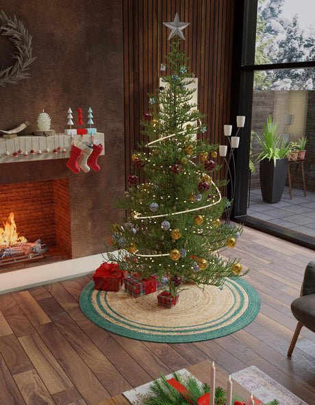 Natural and Green 2' 2 x 2' 2 Christmas Tree Skirt Round Rug