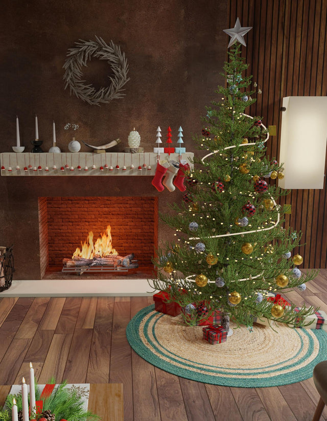 Natural and Green 7' 1 x 7' 1 Christmas Tree Skirt Round Rug