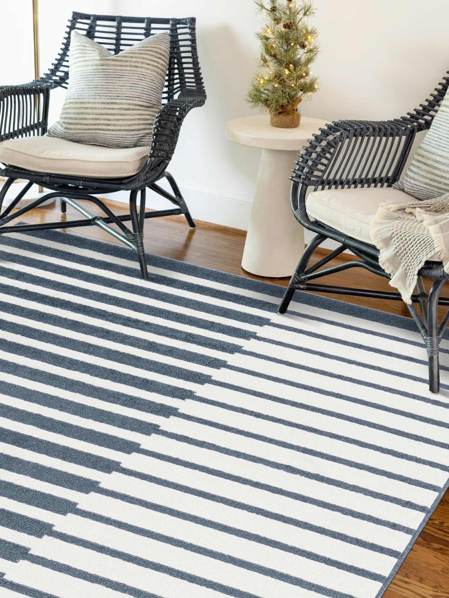Blue 2' x 3' 1 Norge Rectangle Area Rug 100% Polypropylene Easy Clean Non Shed Stain Resistant Modern Carpet for Home Interior Design for Sale at Rug Engine