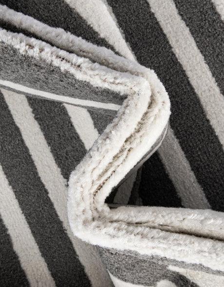 Gray 7' 10 x 7' 10 Norge Square Area Rug 100% Polypropylene Easy Clean Non Shed Stain Resistant Modern Carpet for Home Interior Design for Sale at Rug Engine