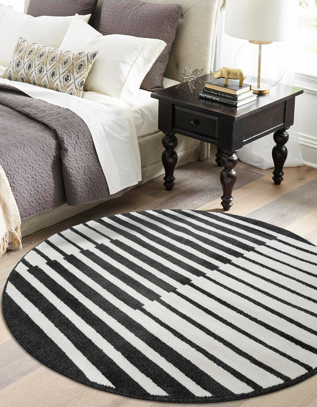 Black 4' 1 x 4' 1 Norge Round Area Rug 100% Polypropylene Easy Clean Non Shed Stain Resistant Modern Carpet for Home Interior Design for Sale at Rug Engine