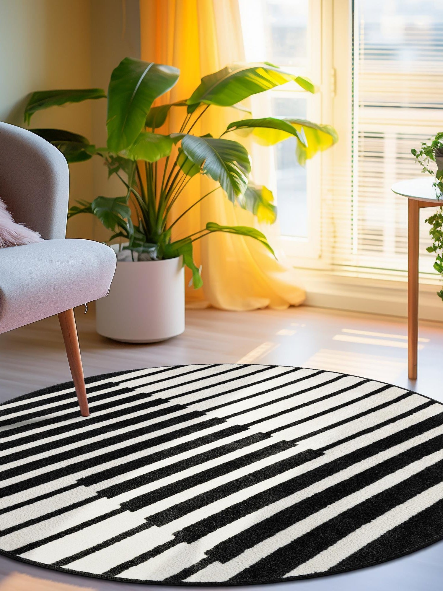 Black 4' 1 x 4' 1 Norge Round Area Rug 100% Polypropylene Easy Clean Non Shed Stain Resistant Modern Carpet for Home Interior Design for Sale at Rug Engine