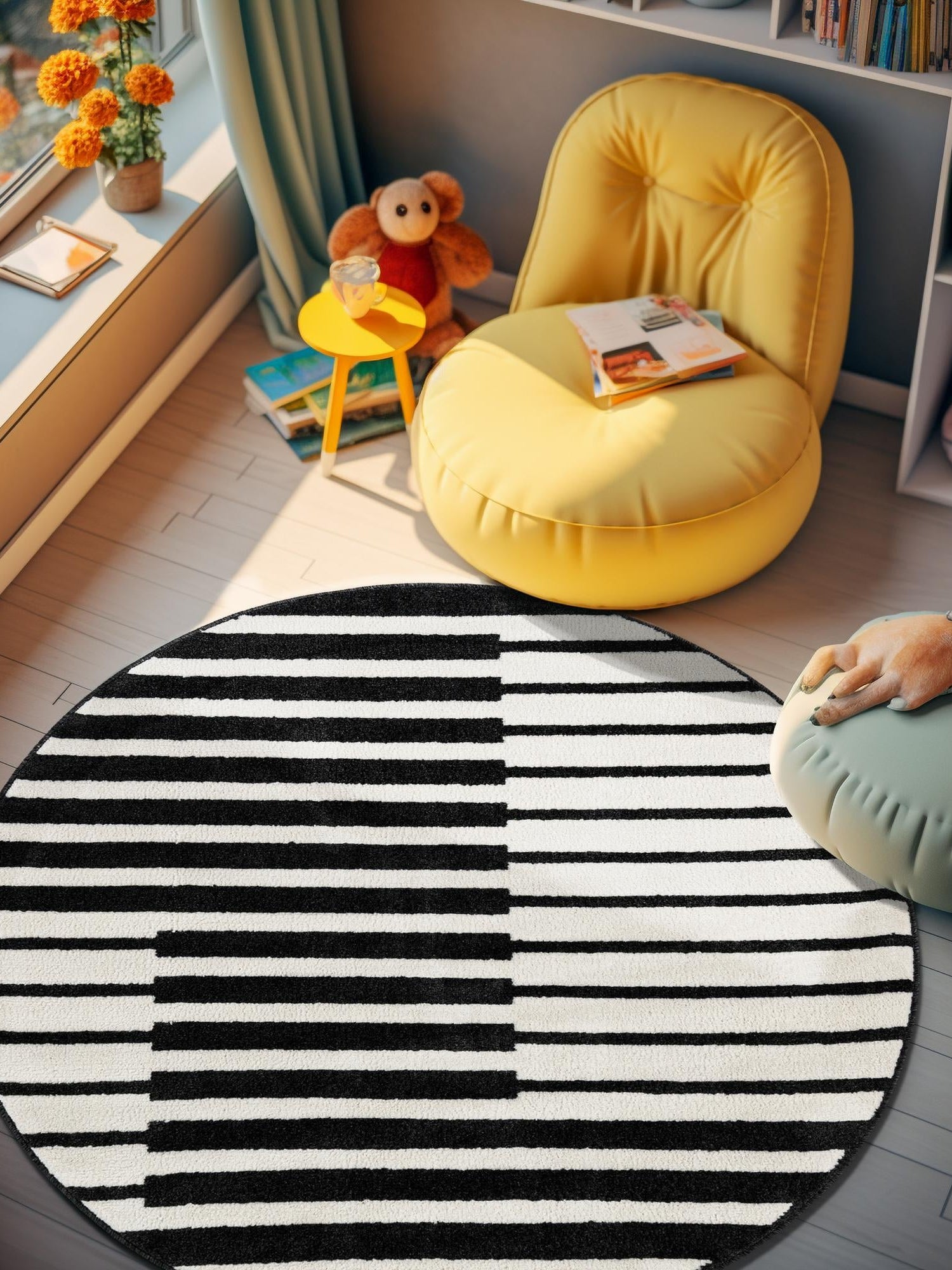 Black 4' 1 x 4' 1 Norge Round Area Rug 100% Polypropylene Easy Clean Non Shed Stain Resistant Modern Carpet for Home Interior Design for Sale at Rug Engine