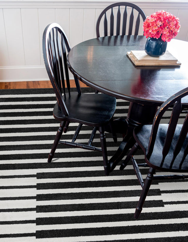 Black 7' 10 x 7' 10 Norge Square Area Rug 100% Polypropylene Easy Clean Non Shed Stain Resistant Modern Carpet for Home Interior Design for Sale at Rug Engine