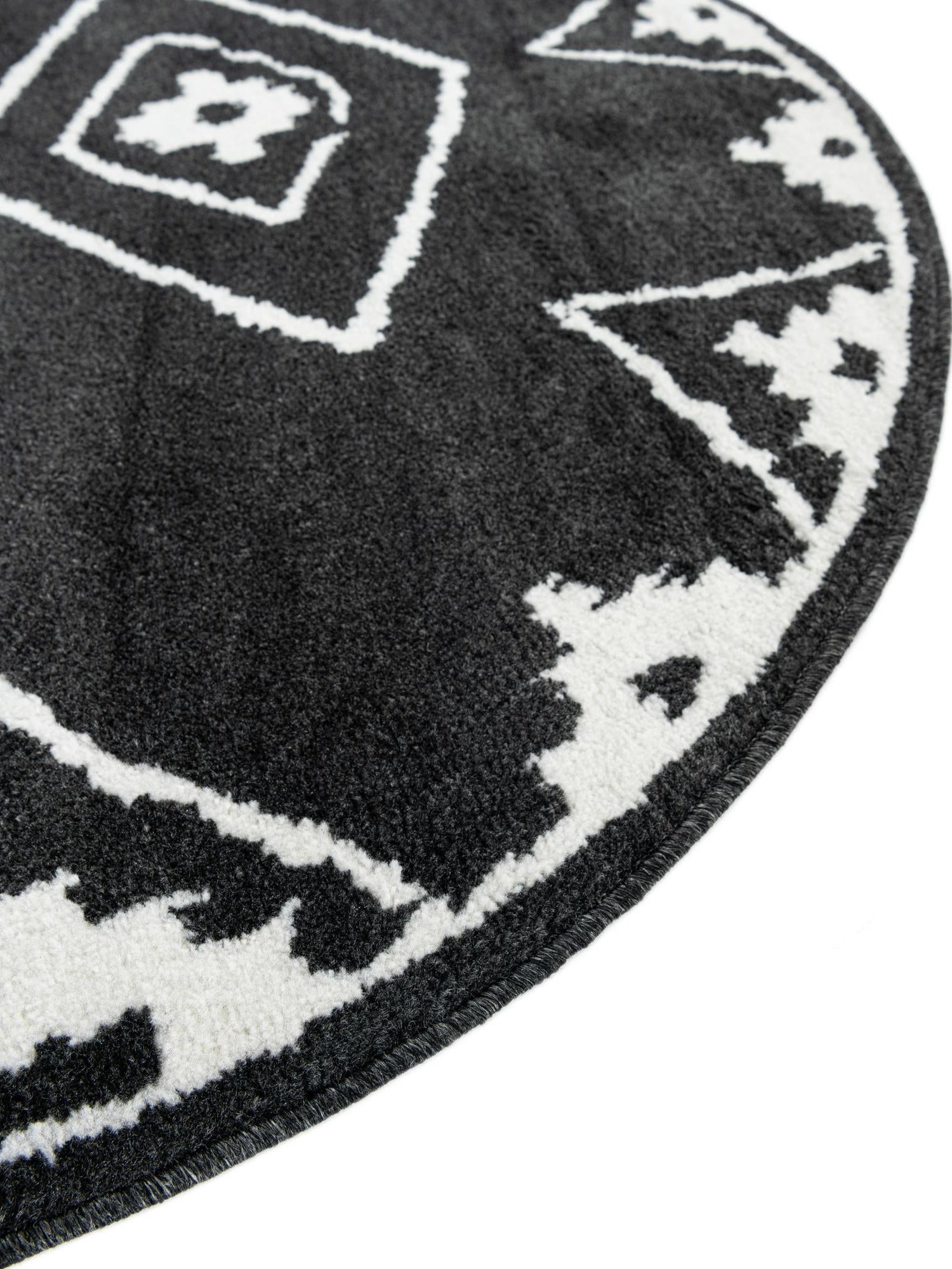 Black 7' 10 x 7' 10 Norge Round Area Rug 100% Polypropylene Easy Clean Non Shed Stain Resistant Modern Carpet for Home Interior Design for Sale at Rug Engine