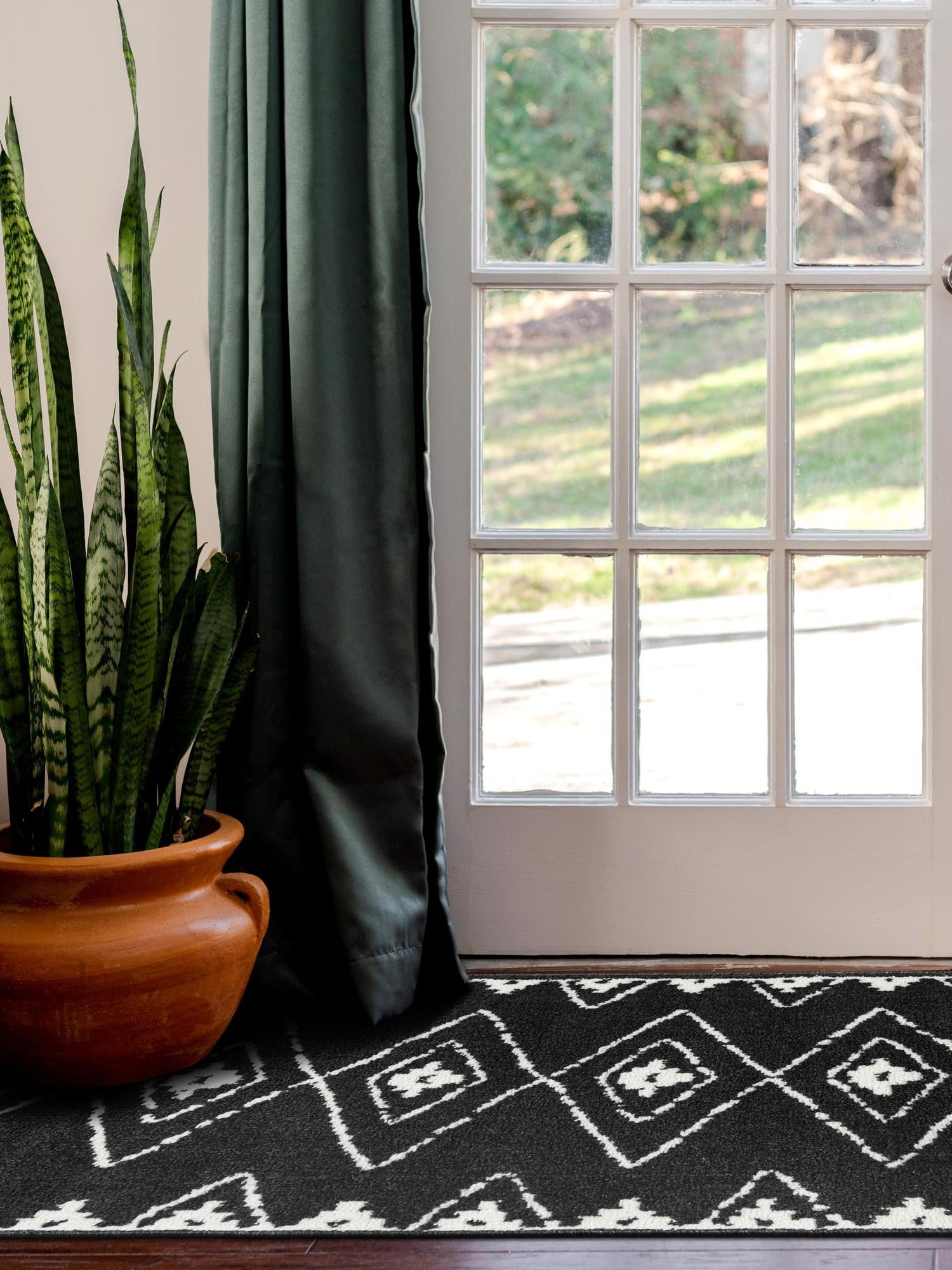 Black 2' x 6' 1 Norge Runner Area Rug 100% Polypropylene Easy Clean Non Shed Stain Resistant Modern Carpet for Home Interior Design for Sale at Rug Engine