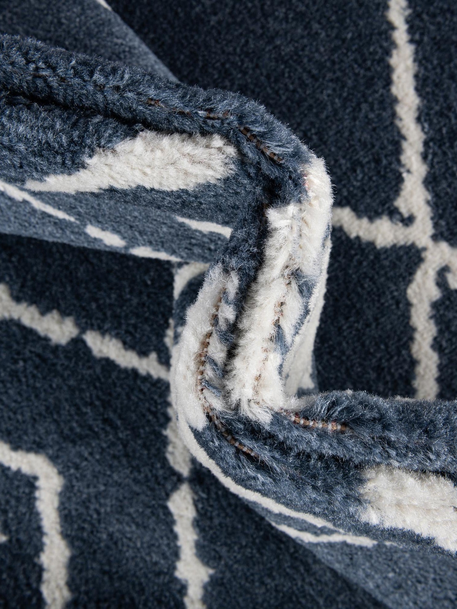 Blue 3' 1 x 3' 1 Norge Round Area Rug 100% Polypropylene Easy Clean Non Shed Stain Resistant Modern Carpet for Home Interior Design for Sale at Rug Engine