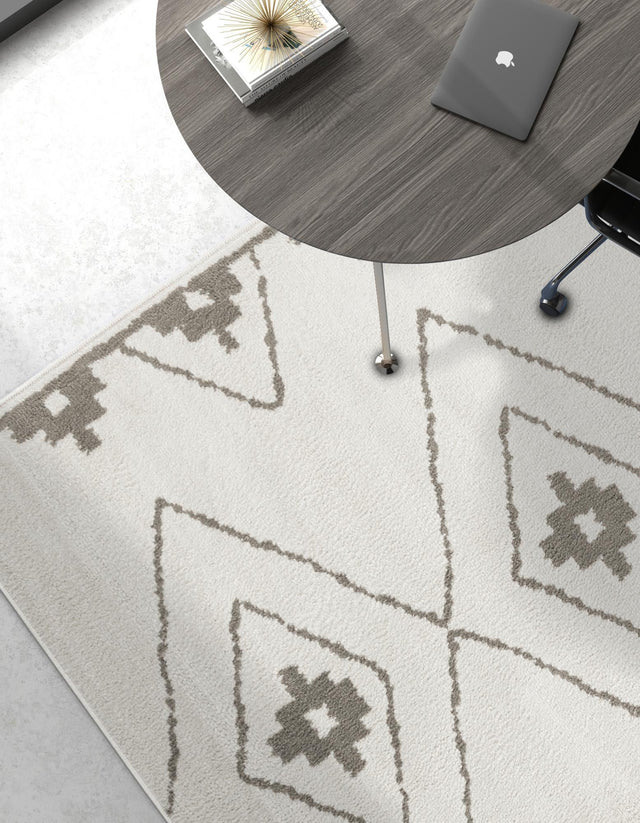 Ivory 2' x 3' 1 Norge Rectangle Area Rug 100% Polypropylene Easy Clean Non Shed Stain Resistant Modern Carpet for Home Interior Design for Sale at Rug Engine