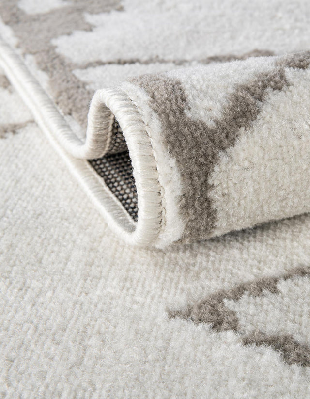 Ivory 2' 7 x 10' Norge Runner Area Rug 100% Polypropylene Easy Clean Non Shed Stain Resistant Modern Carpet for Home Interior Design for Sale at Rug Engine