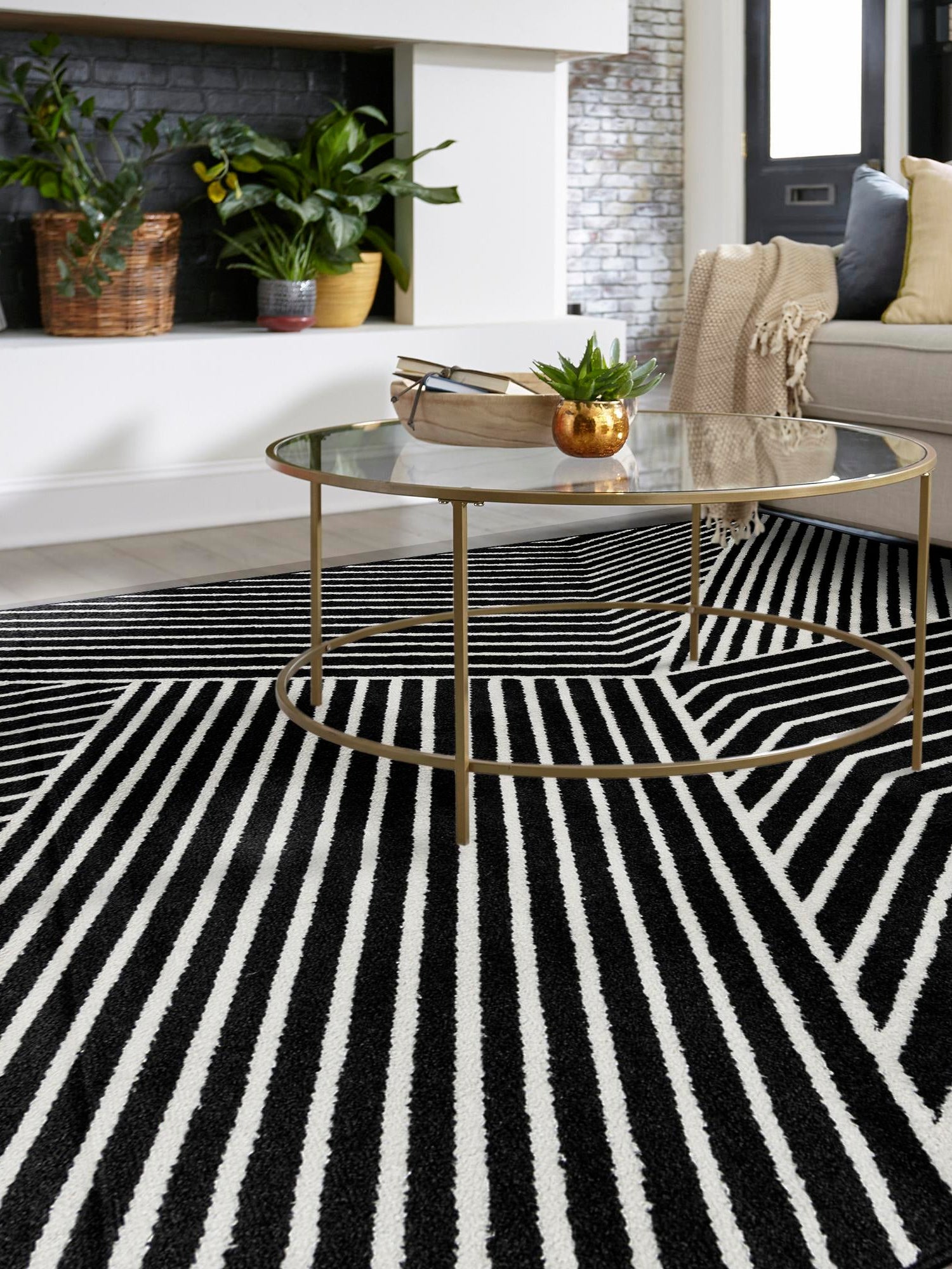 Black 7' 10 x 7' 10 Norge Square Area Rug 100% Polypropylene Easy Clean Non Shed Stain Resistant Modern Carpet for Home Interior Design for Sale at Rug Engine