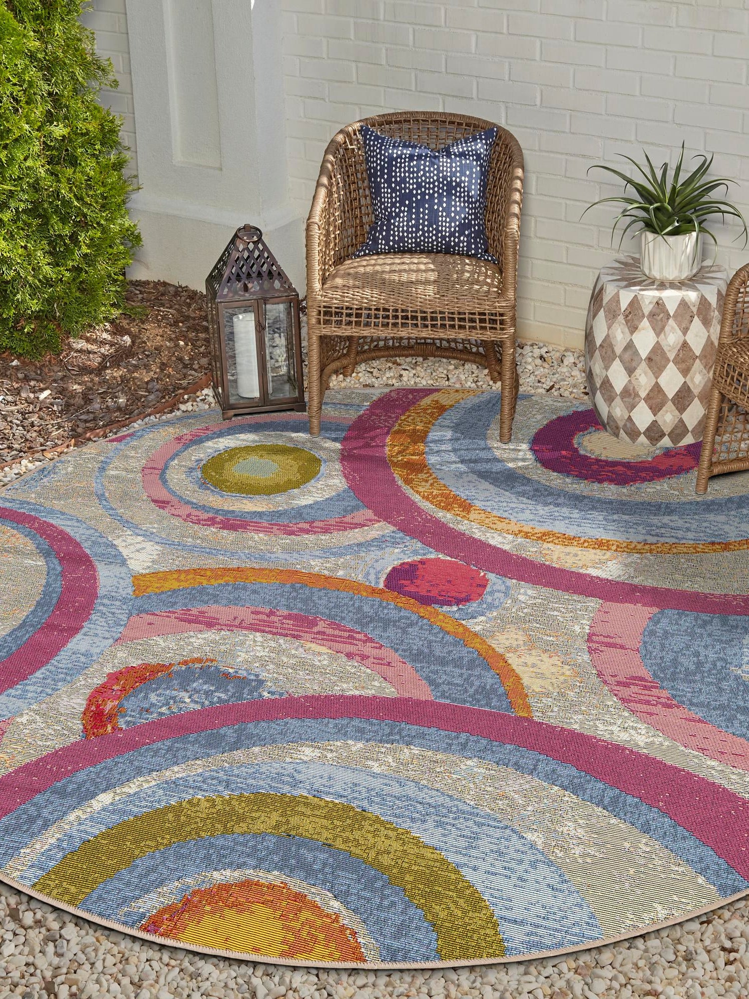 Multicolor 4' 1 x 4' 1 Outdoor Modern Round Area Rug Weather Resistant for Patio, Deck, Terrace, Balcony, Porch 100% Polypropylene Modern Outside Carpet for Sale at Rug Engine