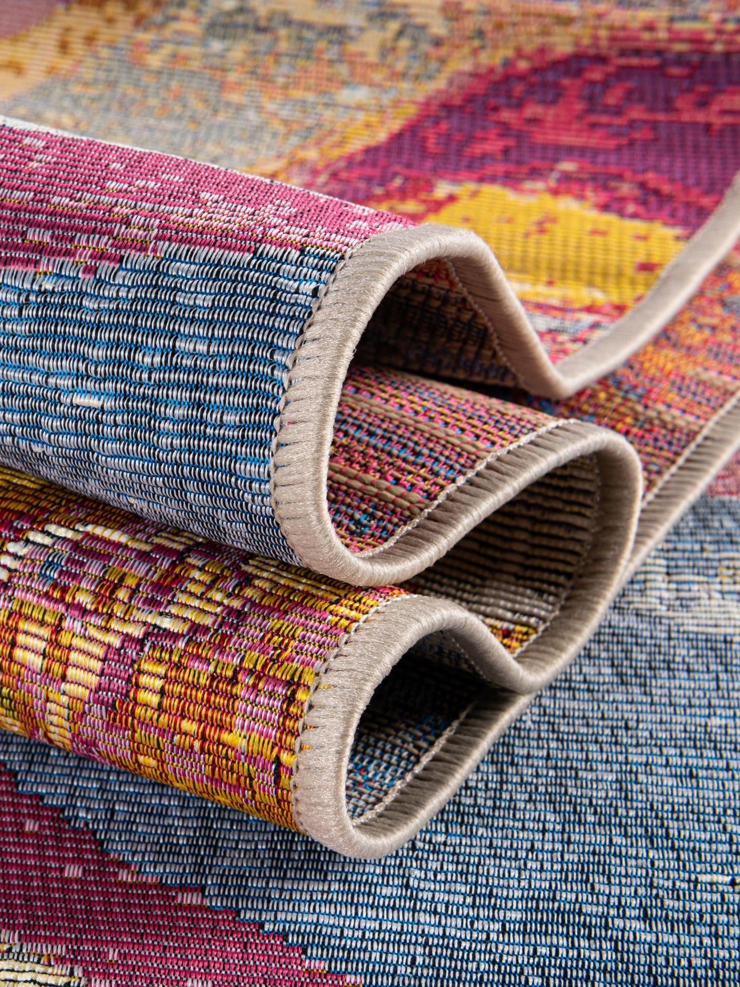 Multicolor 4' 1 x 4' 1 Outdoor Modern Round Area Rug Weather Resistant for Patio, Deck, Terrace, Balcony, Porch 100% Polypropylene Modern Outside Carpet for Sale at Rug Engine