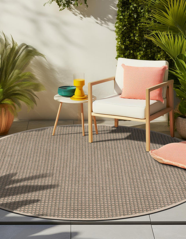 Brown 5' 1 x 5' 1 Outdoor Border Round Area Rug Weather Resistant for Patio, Deck, Terrace, Balcony, Porch 100% Polypropylene Classic Bordered Carpet for Sale at Rug Engine