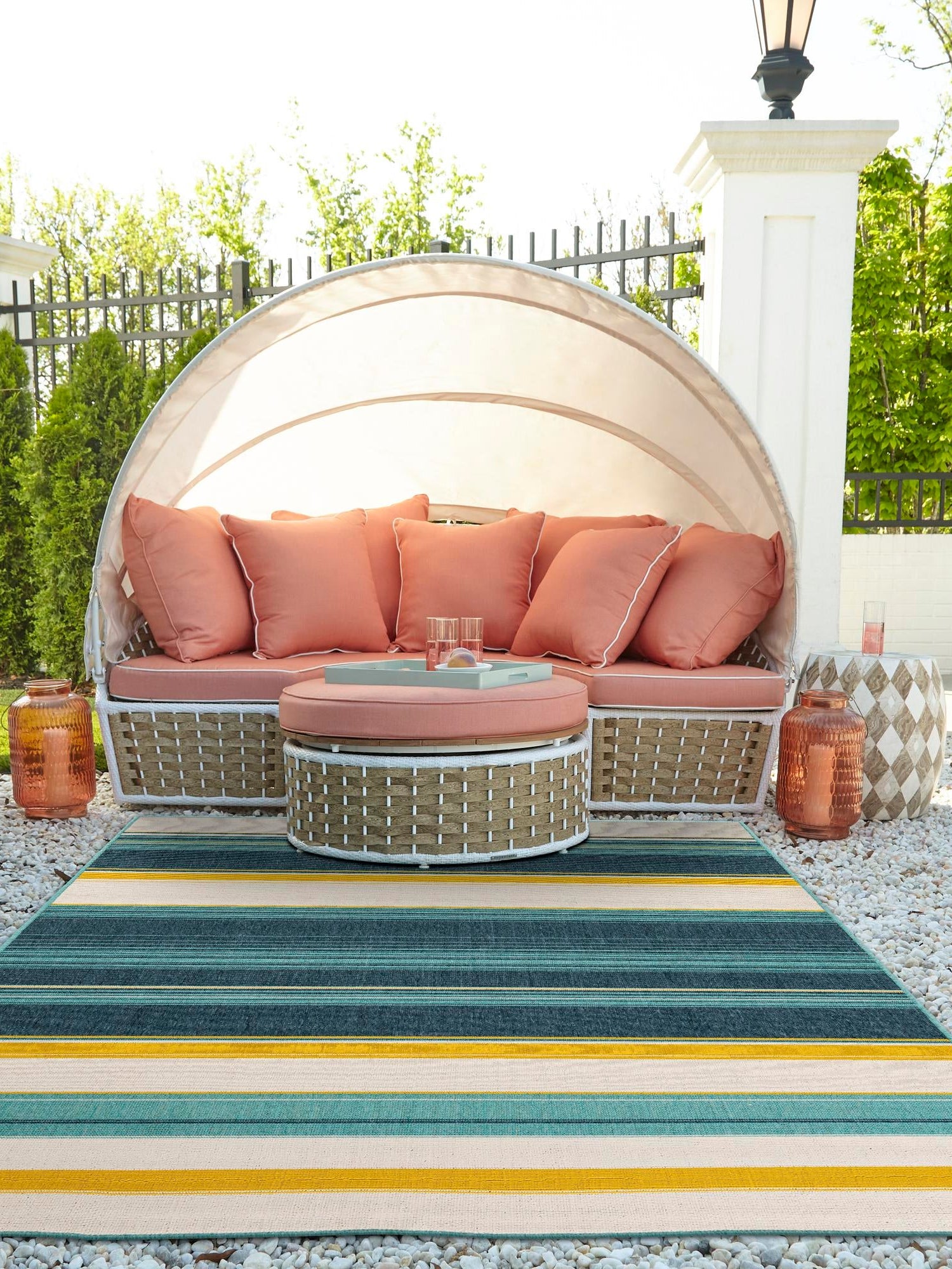 Multicolor 4' 1 x 6' 1 Outdoor Border Rectangle Area Rug Weather Resistant for Patio, Deck, Terrace, Balcony, Porch 100% Polypropylene Classic Bordered Carpet for Sale at Rug Engine