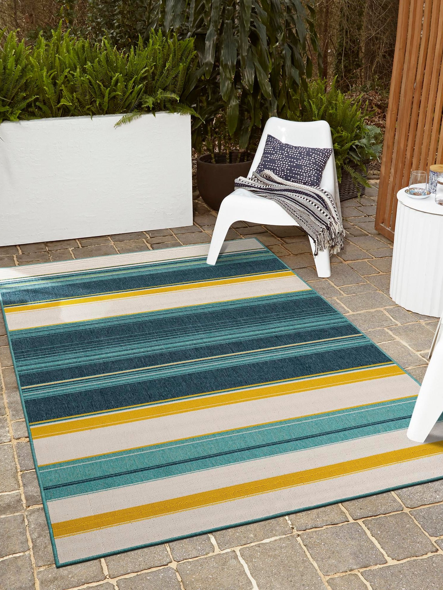 Multicolor 10' x 14' 1 Outdoor Border Rectangle Area Rug Weather Resistant for Patio, Deck, Terrace, Balcony, Porch 100% Polypropylene Classic Bordered Carpet for Sale at Rug Engine