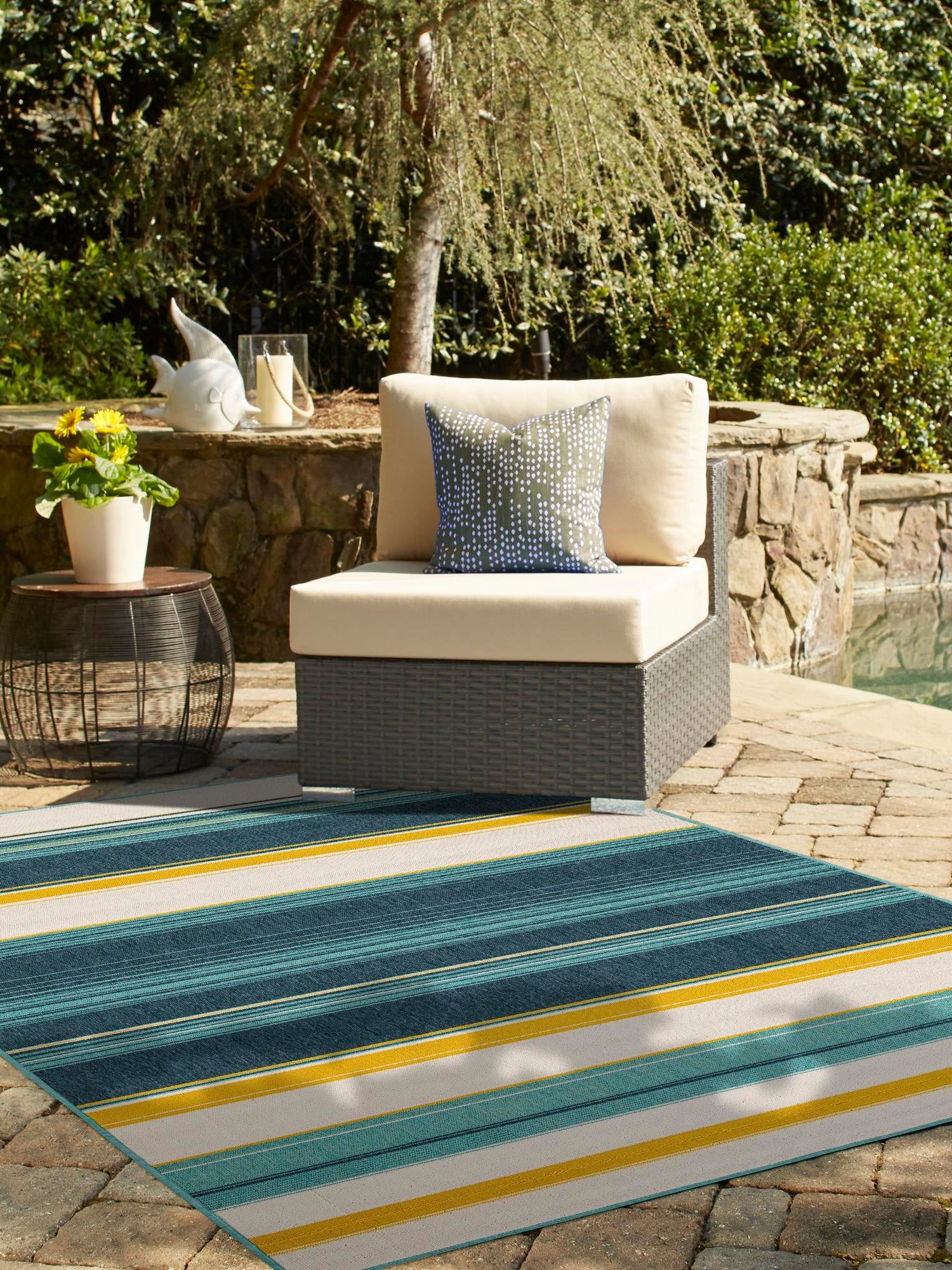 Multicolor 9' x 12' Outdoor Border Rectangle Area Rug Weather Resistant for Patio, Deck, Terrace, Balcony, Porch 100% Polypropylene Classic Bordered Carpet for Sale at Rug Engine
