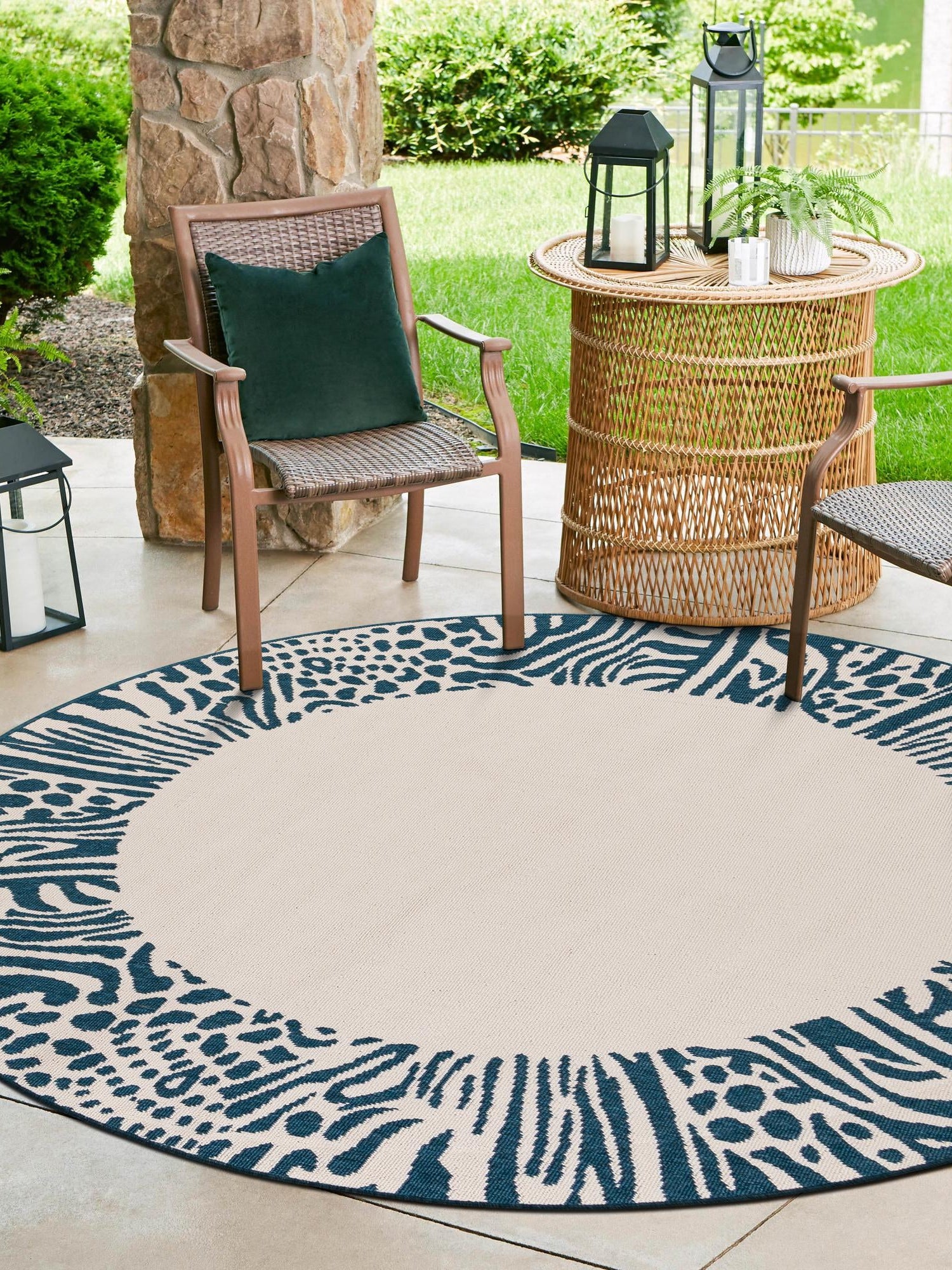 Ivory 7' 10 x 7' 10 Outdoor Safari Round Area Rug Weather Resistant for Patio, Deck, Terrace, Balcony, Porch Animal Print Wildlife Nature Carpet for Sale at Rug Engine