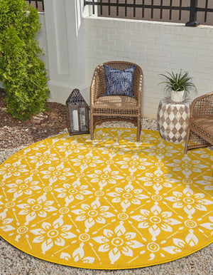 Yellow 5' 1 x 5' 1 Outdoor Trellis Round Area Rug Weather Resistant for Patio, Deck, Terrace, Balcony, Porch Geometric Design Water Safe Outside Carpet for Sale at Rug Engine