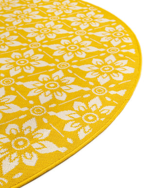Yellow 5' 1 x 5' 1 Outdoor Trellis Round Area Rug Weather Resistant for Patio, Deck, Terrace, Balcony, Porch Geometric Design Water Safe Outside Carpet for Sale at Rug Engine