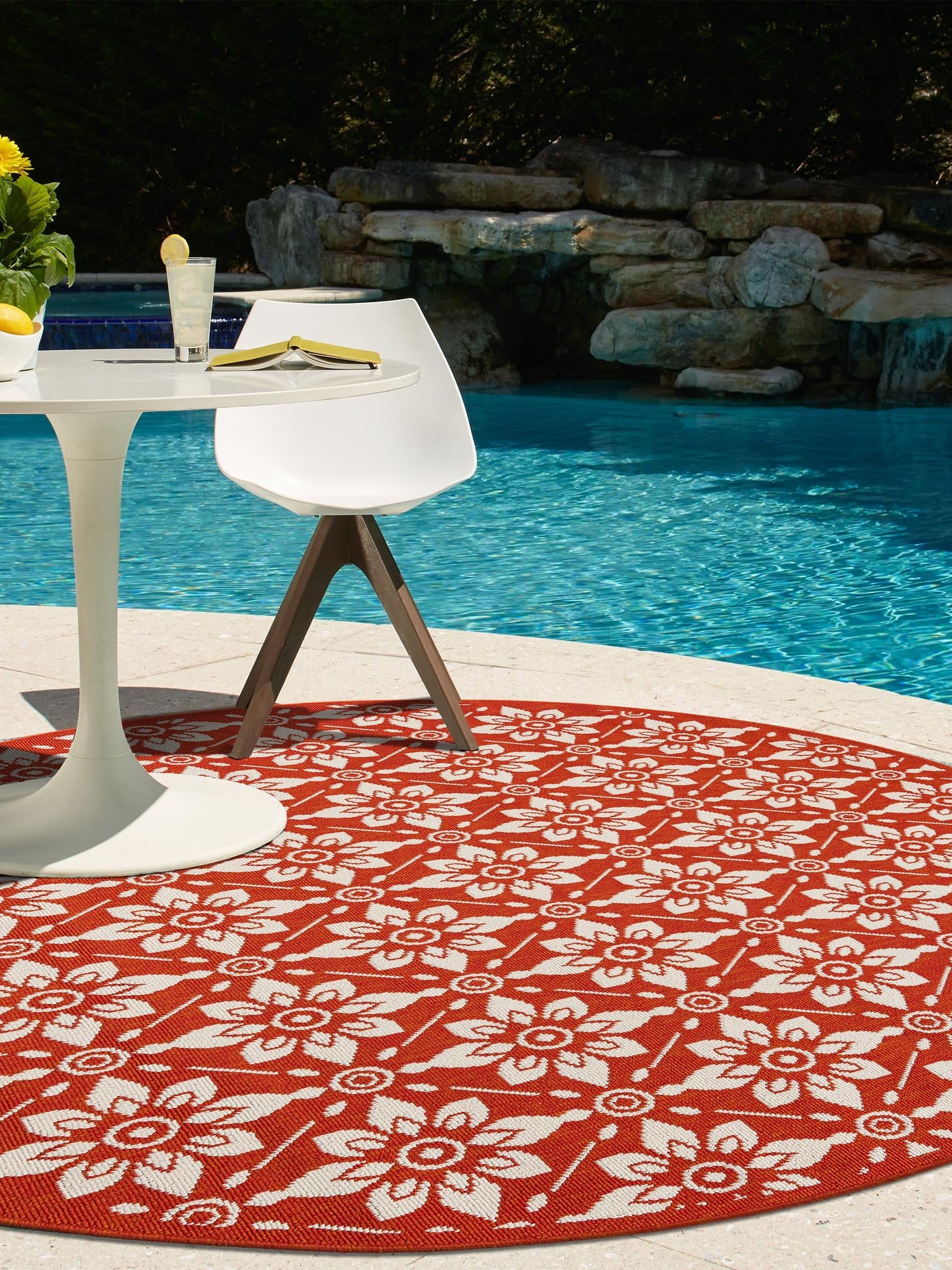 Rust Red 4' 1 x 4' 1 Outdoor Trellis Round Area Rug Weather Resistant for Patio, Deck, Terrace, Balcony, Porch Geometric Design Water Safe Outside Carpet for Sale at Rug Engine
