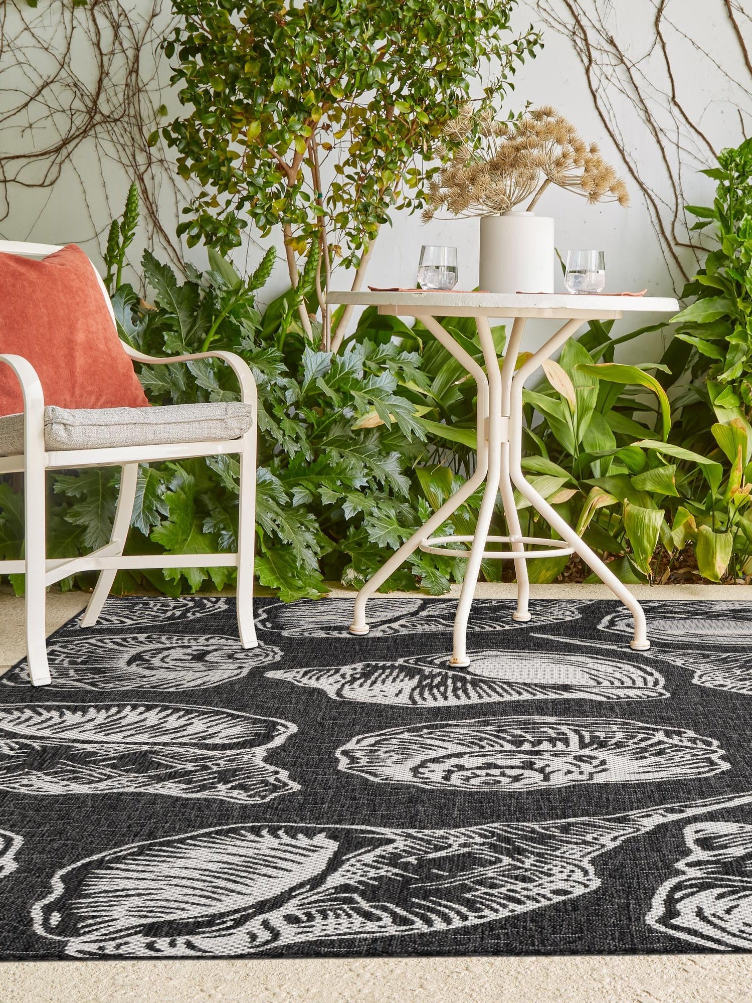 Black and White 2' x 3' 1 Outdoor Coastal Rectangle Area Rug Weather Resistant for Patio, Deck, Terrace, Balcony, Porch 100% Polypropylene Coastal Decor Carpet for Sale at Rug Engine