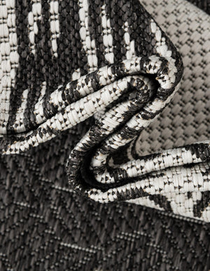 Black and White 7' 10 x 7' 10 Outdoor Coastal Round Area Rug Weather Resistant for Patio, Deck, Terrace, Balcony, Porch 100% Polypropylene Coastal Decor Carpet for Sale at Rug Engine