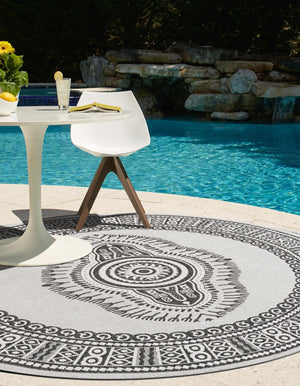 White and Black 3' 1 x 3' 1 Outdoor Traditional Round Area Rug Weather Resistant for Patio, Deck, Terrace, Balcony, Porch Classical Design Outside Carpet for Sale at Rug Engine