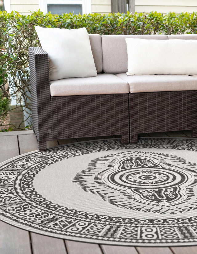 White and Black 10' x 10' Outdoor Traditional Round Area Rug Weather Resistant for Patio, Deck, Terrace, Balcony, Porch Classical Design Outside Carpet for Sale at Rug Engine