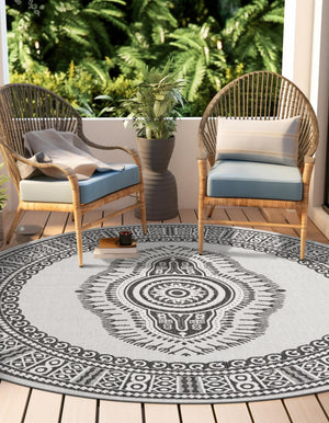 White and Black 7' 10 x 7' 10 Outdoor Traditional Round Area Rug Weather Resistant for Patio, Deck, Terrace, Balcony, Porch Classical Design Outside Carpet for Sale at Rug Engine
