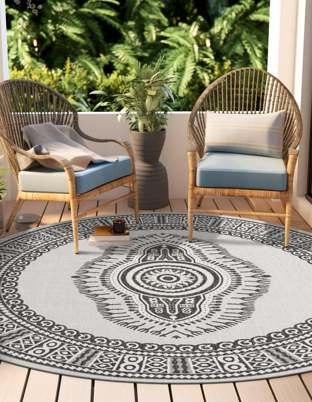 White and Black 7' 10 x 7' 10 Outdoor Traditional Round Area Rug Weather Resistant for Patio, Deck, Terrace, Balcony, Porch Classical Design Outside Carpet for Sale at Rug Engine