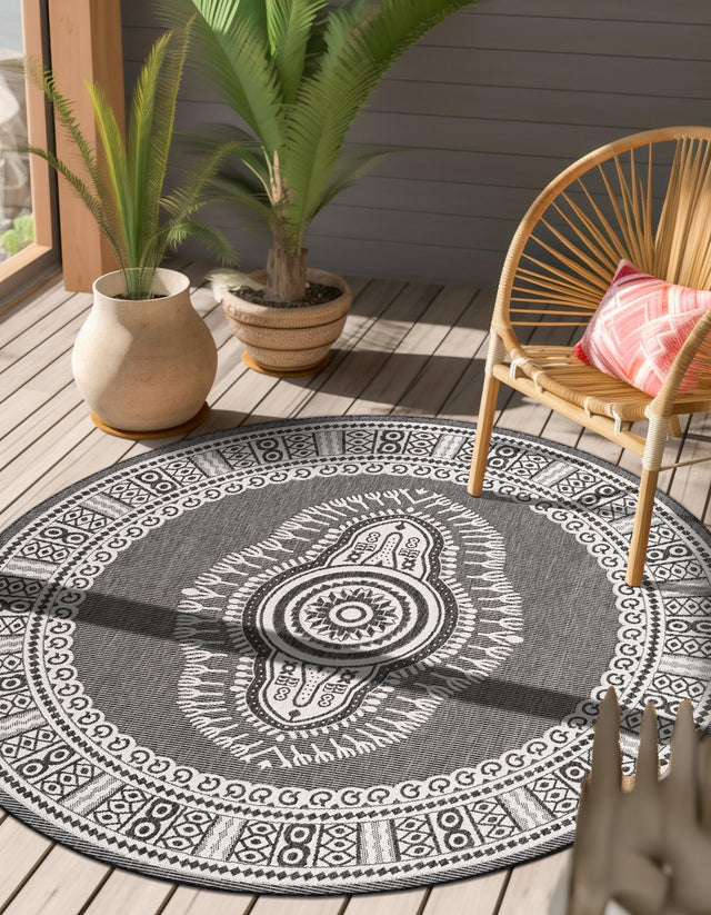 Black and White 3' 1 x 3' 1 Outdoor Traditional Round Area Rug Weather Resistant for Patio, Deck, Terrace, Balcony, Porch Classical Design Outside Carpet for Sale at Rug Engine