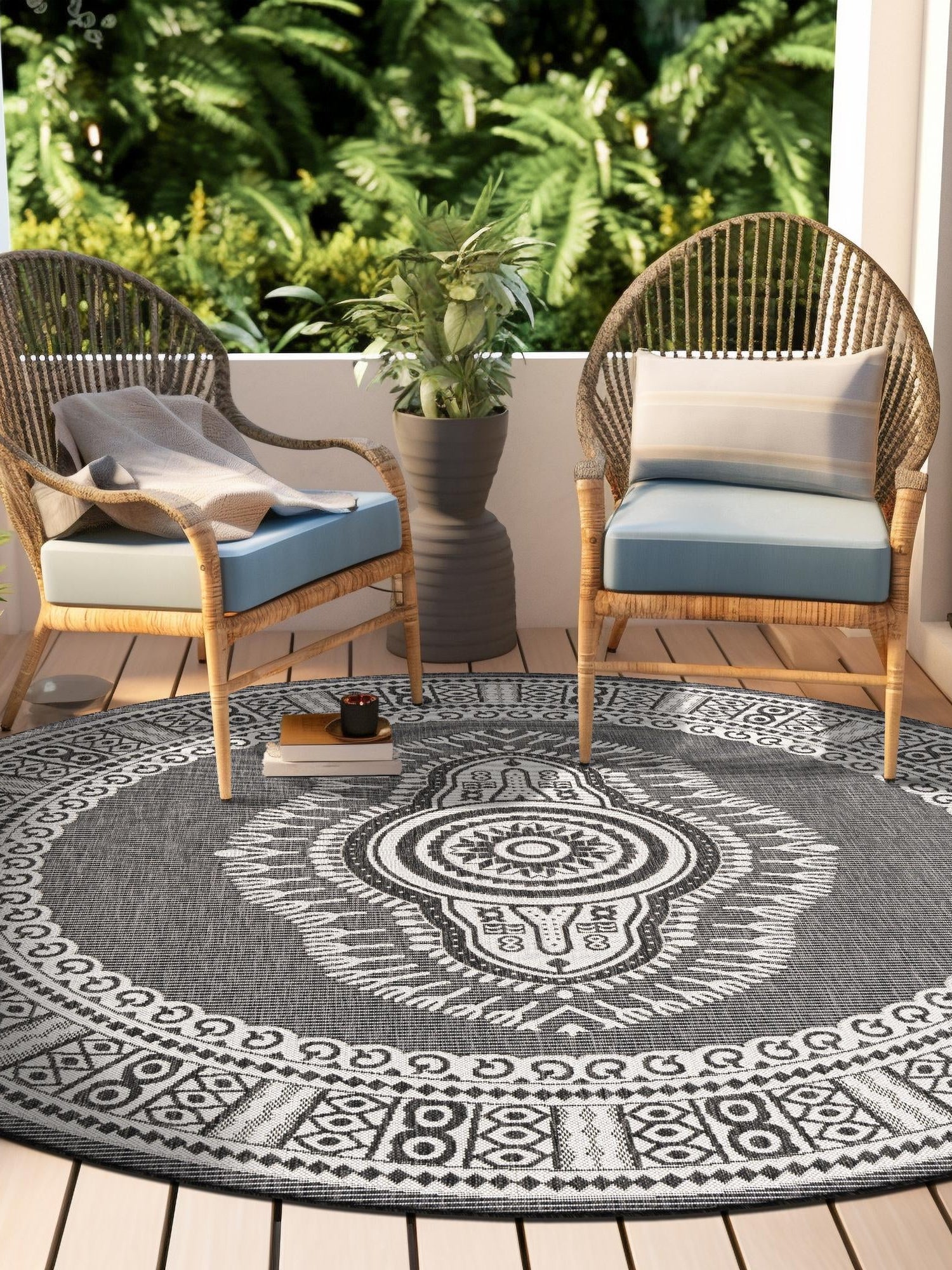 Black and White 12' x 12' Outdoor Traditional Round Area Rug Weather Resistant for Patio, Deck, Terrace, Balcony, Porch Classical Design Outside Carpet for Sale at Rug Engine