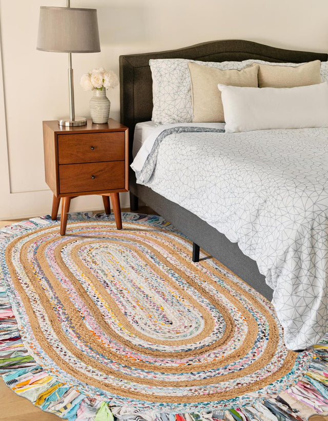 Multicolor White 4' 1 x 6' 1 Chindi Jute Oval Rug
