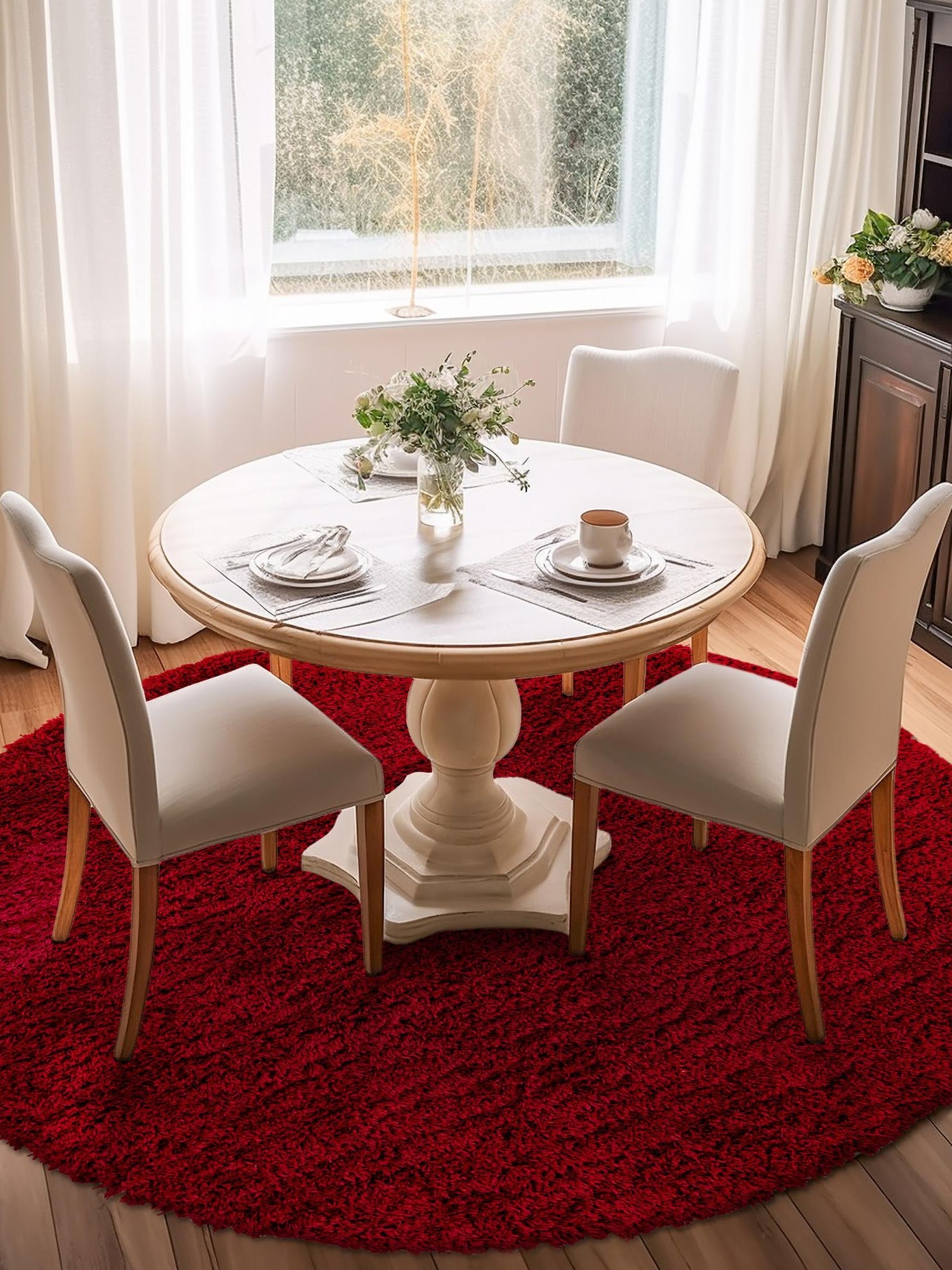 Lipstick 7' 10 x 7' 10 Marilyn Monroe Opulence Shag Round Area Rug Thick Soft Touch Fluffy & Plush Shaggy Pile 100% Polyester Carpet for Living, Dining, Bedroom, Office for Sale at Rug Engine