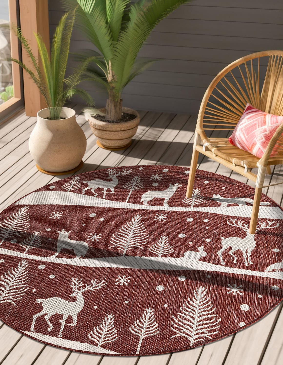 Seasonal Festive Red 5' 3 x 5' 3 Outdoor Holiday Round Area Rug Weather Resistant for Patio, Deck, Terrace, Balcony, Porch Winter Decor Carpet for Sale at Rug Engine