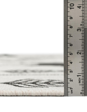 Black and White 9' x 12' Outdoor Holiday Rectangle Rug