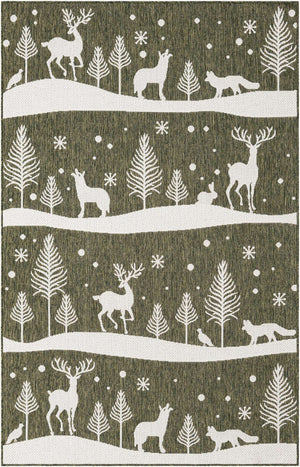 Green 5' 3 x 8' Outdoor Holiday Rectangle Rug