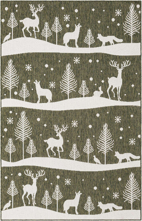 Green 5' 3 x 8' Outdoor Holiday Rectangle Rug