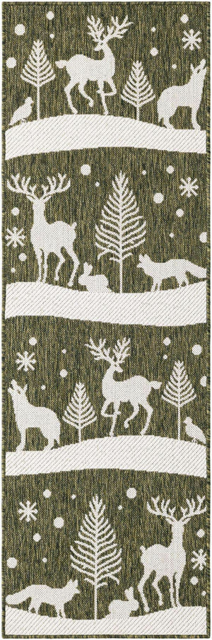 Green 2' x 6' 1 Outdoor Holiday Runner Rug