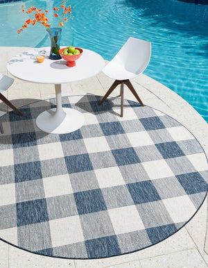 Blue 7' 10 x 7' 10 Outdoor Checkered Round Area Rug Weather Resistant for Patio, Deck, Terrace, Balcony, Porch 100% Polypropylene Geometric Carpet for Sale at Rug Engine