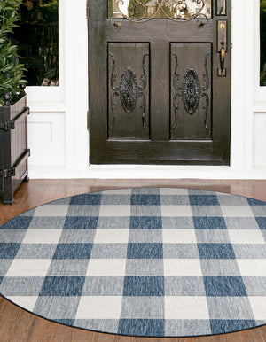 Blue 7' 10 x 7' 10 Outdoor Checkered Round Area Rug Weather Resistant for Patio, Deck, Terrace, Balcony, Porch 100% Polypropylene Geometric Carpet for Sale at Rug Engine